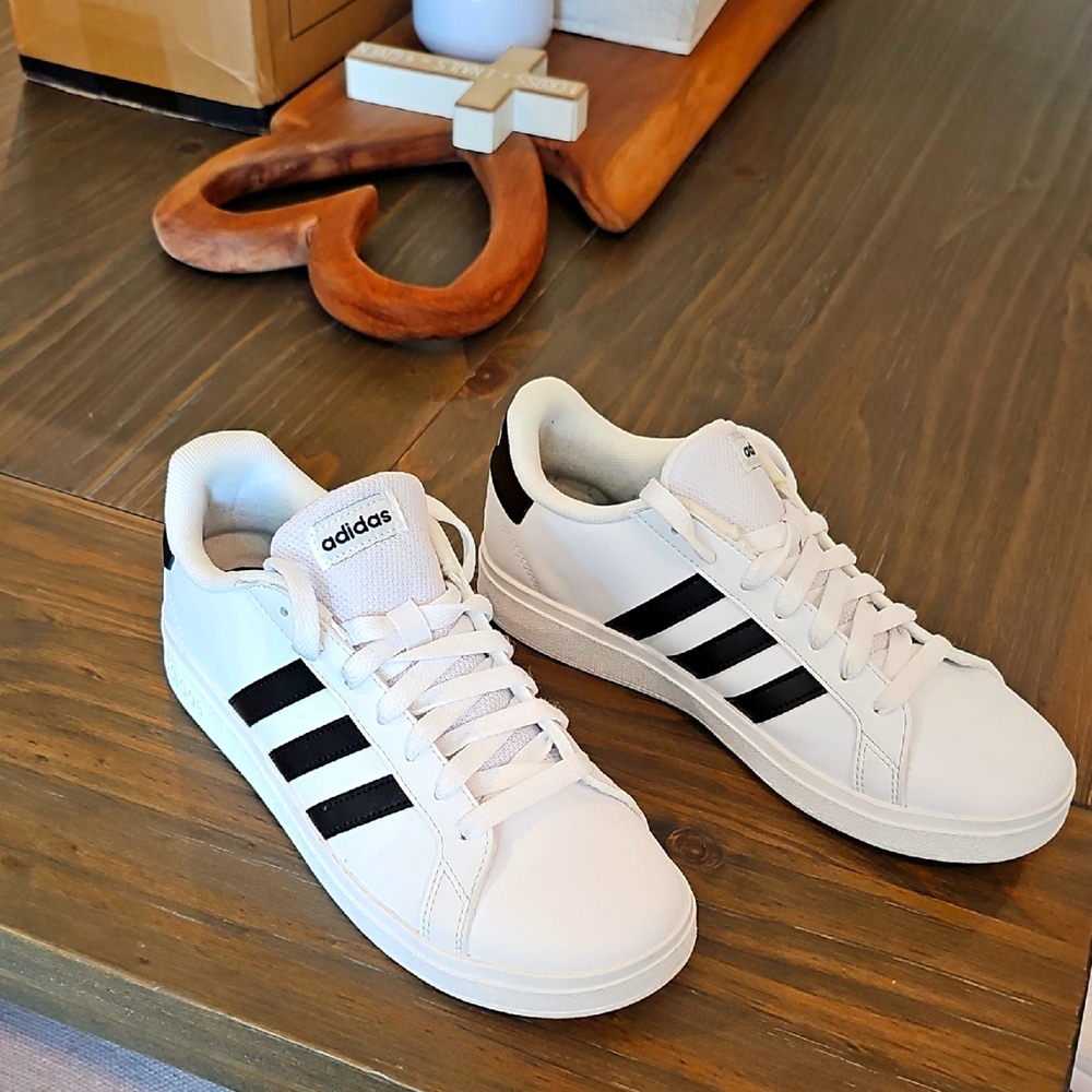 Adidas Essentials Grand Court 2.0